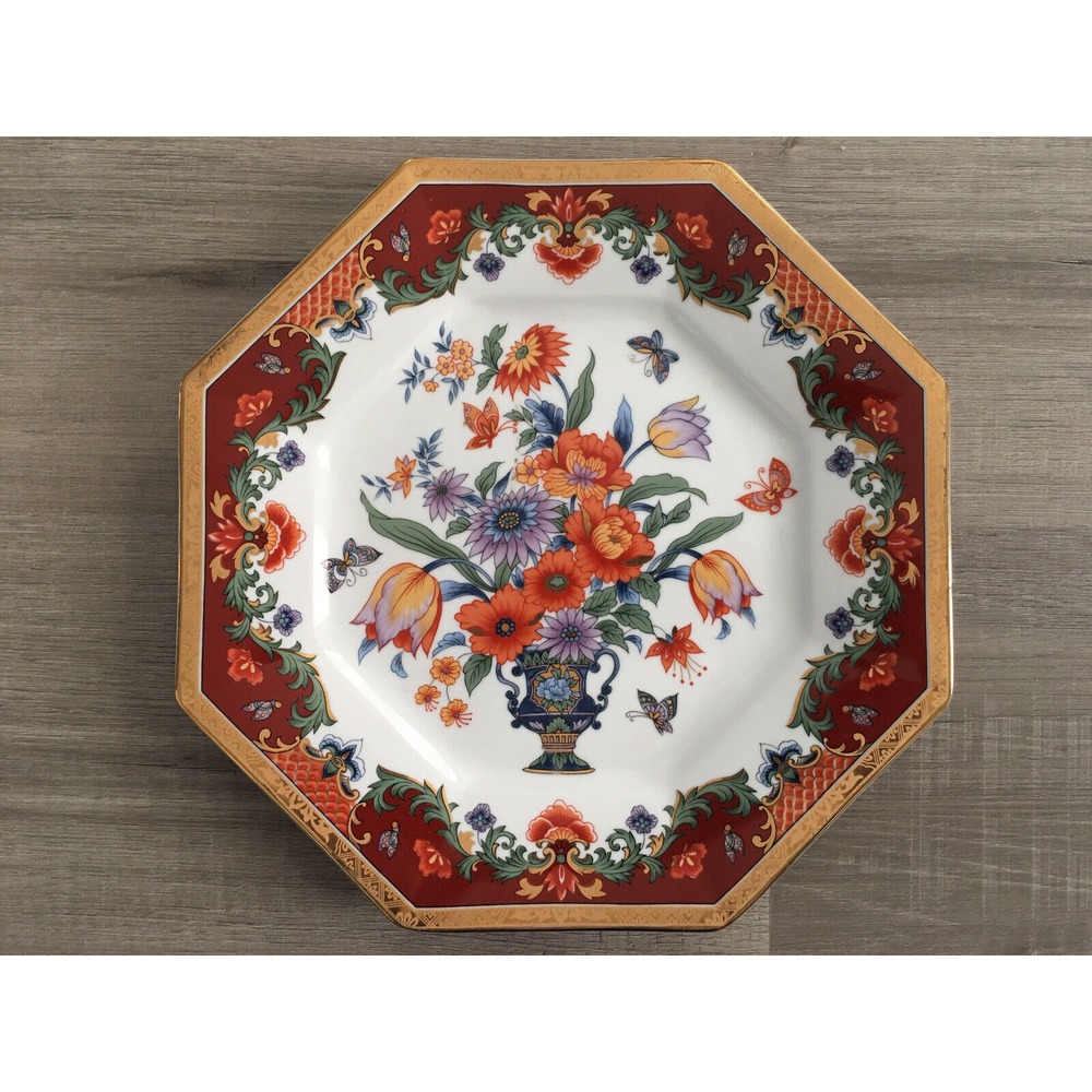 Vintage Japan Imari Ware Porcelain Octagonal Plate‎ 10.5" Floral Urn Motif